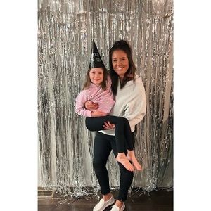 Meet your Posher, Jade